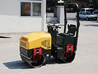 小型壓路機哪家好？速來圍觀